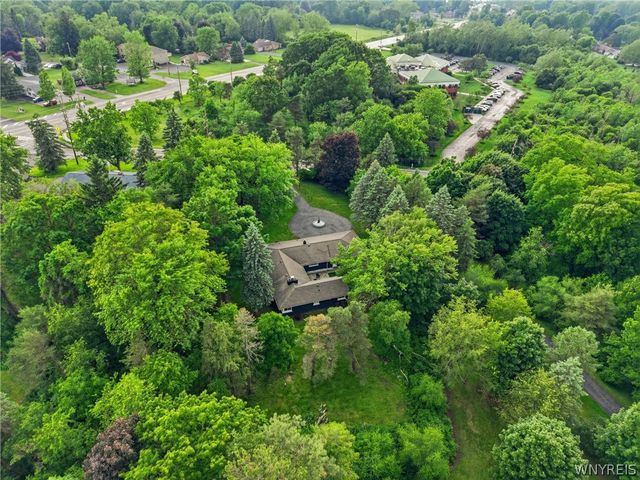 4735 Shimerville Road, Clarence, NY 14031