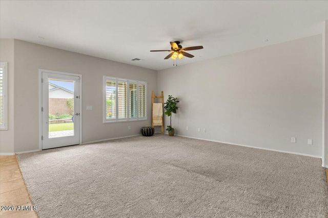 2953 E TONTO Drive, Gilbert, AZ 85298