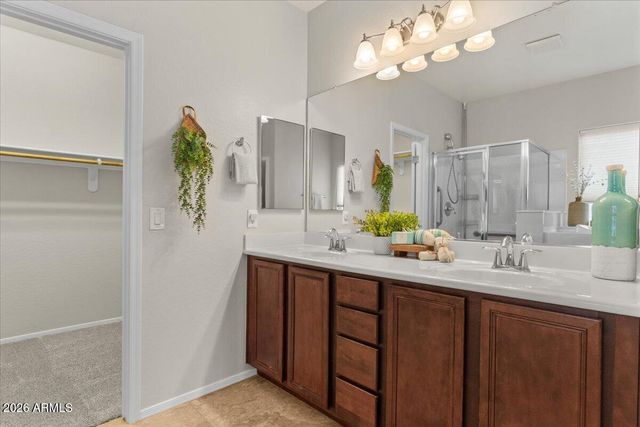 2953 E TONTO Drive, Gilbert, AZ 85298