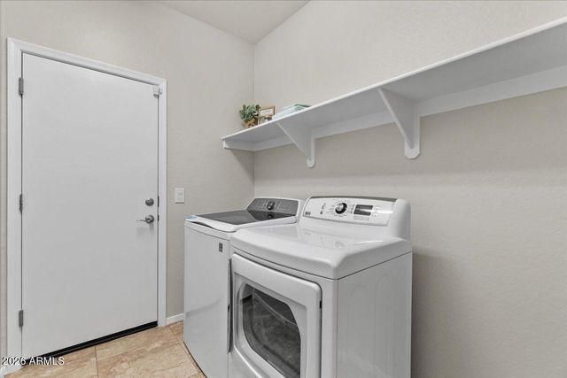 2953 E TONTO Drive, Gilbert, AZ 85298