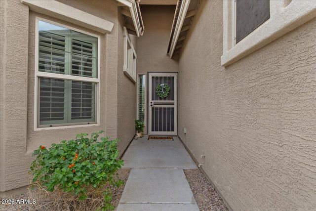 2953 E TONTO Drive, Gilbert, AZ 85298