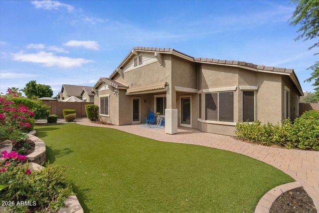 2953 E TONTO Drive, Gilbert, AZ 85298