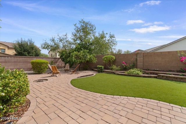 2953 E TONTO Drive, Gilbert, AZ 85298