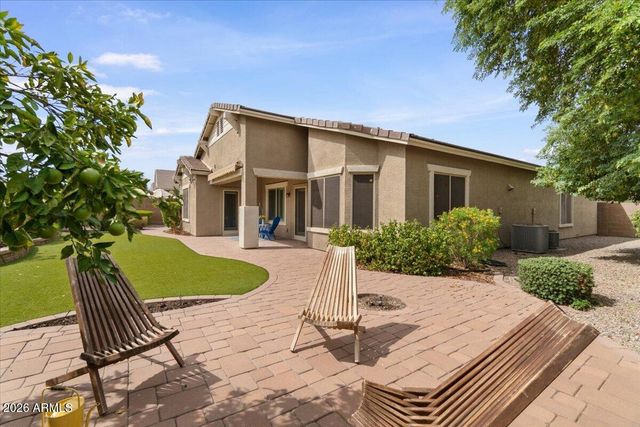 2953 E TONTO Drive, Gilbert, AZ 85298