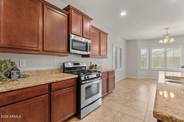 2953 E TONTO Drive, Gilbert, AZ 85298