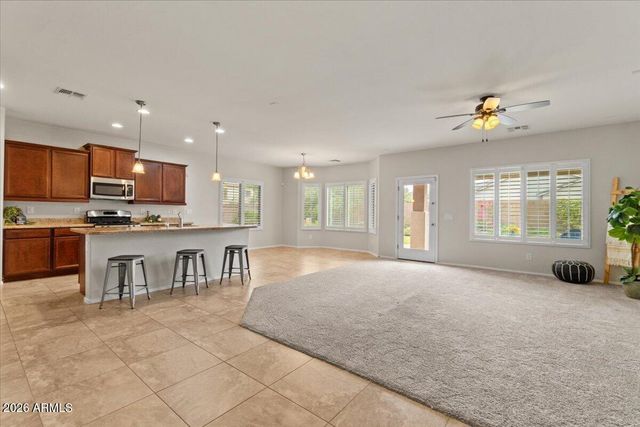 2953 E TONTO Drive, Gilbert, AZ 85298