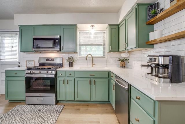 5624 Belfast Lane, North Richland Hills, TX 76180