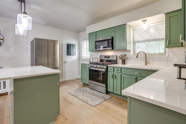5624 Belfast Lane, North Richland Hills, TX 76180