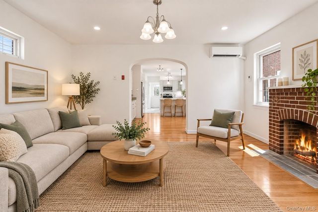 4084 Seton Avenue, Bronx, NY 10466