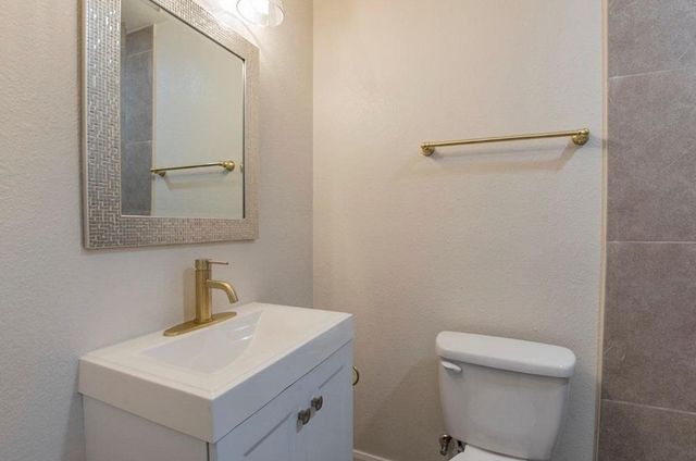 1821 E Grauwyler Road 188, Irving, TX 75061