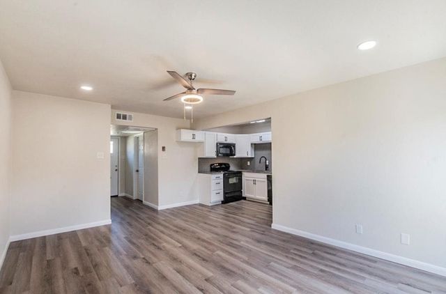 1821 E Grauwyler Road 188, Irving, TX 75061