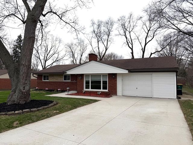 28357 New Castle Road, Farmington, MI 48331