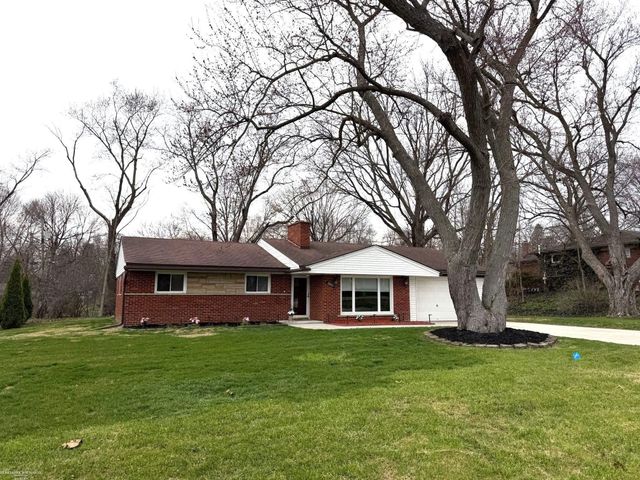 28357 New Castle Road, Farmington, MI 48331