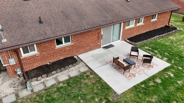 28357 New Castle Road, Farmington, MI 48331