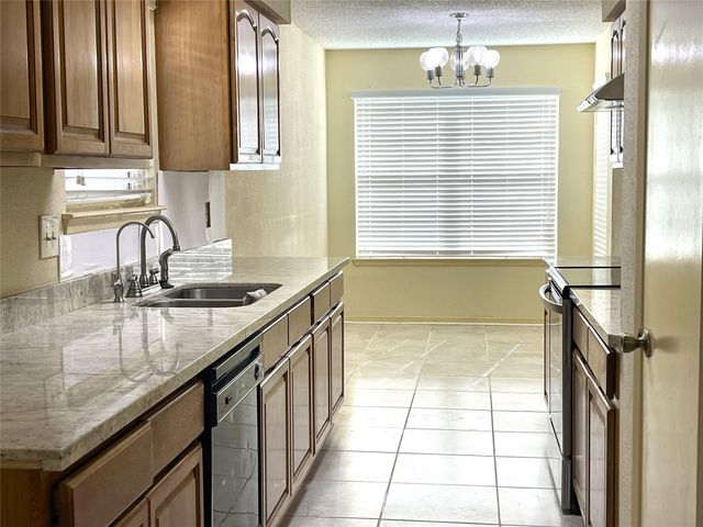 6203 Gladewell Drive, Houston, TX 77072