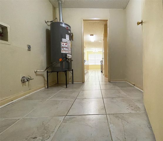 6203 Gladewell Drive, Houston, TX 77072
