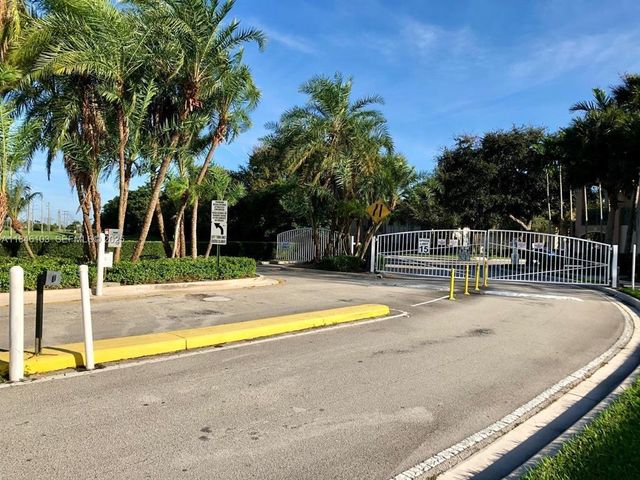 7785 NW 22ND Court 202, Pembroke Pines, FL 33024