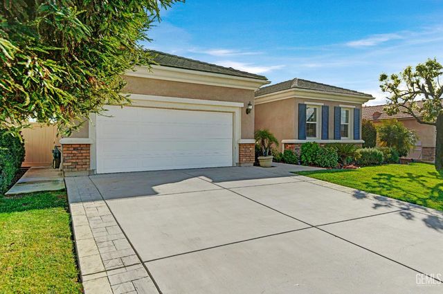 14011 Sandstone Peak Drive, Bakersfield, CA 93306