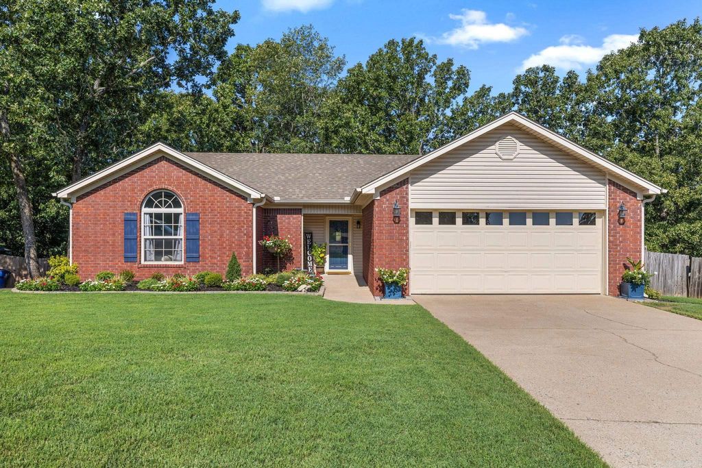 26 Twin Lakes Drive, Cabot, AR 72023