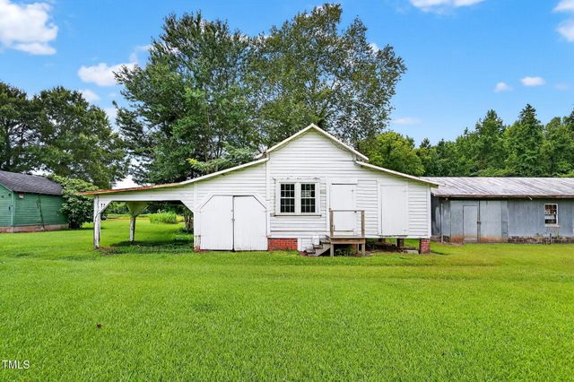720 Titan Roberts Road, Lillington, NC 27546