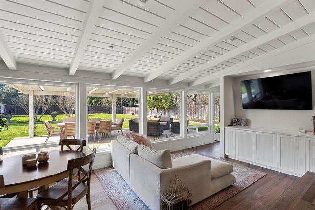 1507 Los Molinos Way, Sacramento, CA 95864