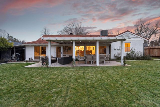 1507 Los Molinos Way, Sacramento, CA 95864