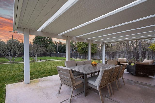 1507 Los Molinos Way, Sacramento, CA 95864