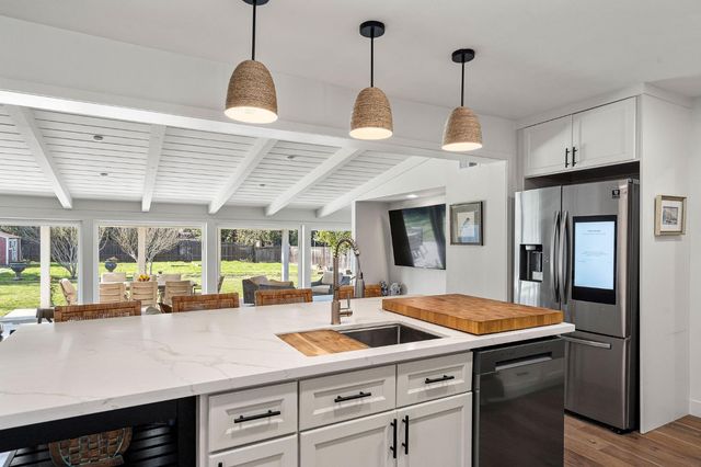 1507 Los Molinos Way, Sacramento, CA 95864