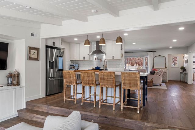 1507 Los Molinos Way, Sacramento, CA 95864