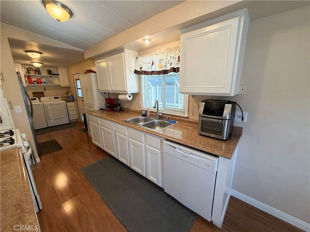 1550 Rimpau Avenue 138, Corona, CA 92881