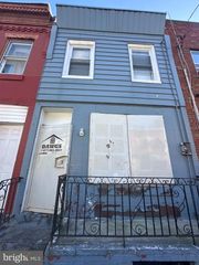 2432 W OAKDALE ST, Philadelphia, PA 19132