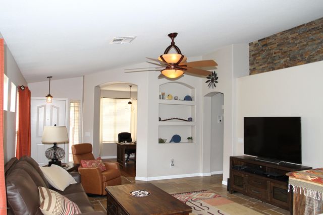 26422 N 43RD Place, Phoenix, AZ 85050