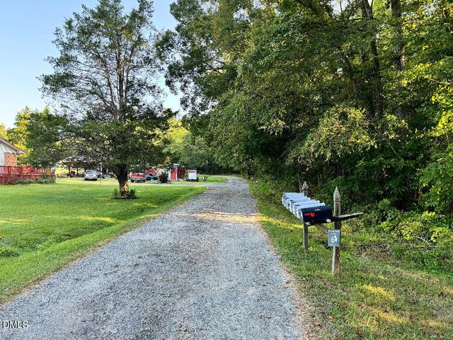 5606 Oakley Hill, Oxford, NC 27565