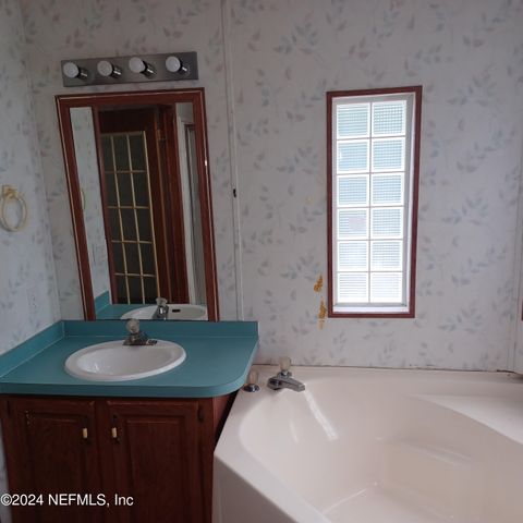 463 LOGAN Avenue B, Orange Park, FL 32065