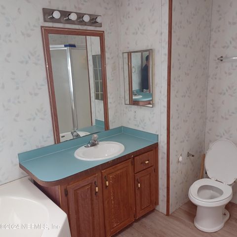 463 LOGAN Avenue B, Orange Park, FL 32065