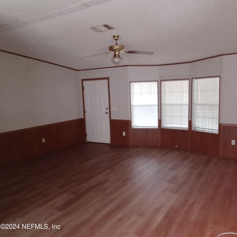 463 LOGAN Avenue B, Orange Park, FL 32065