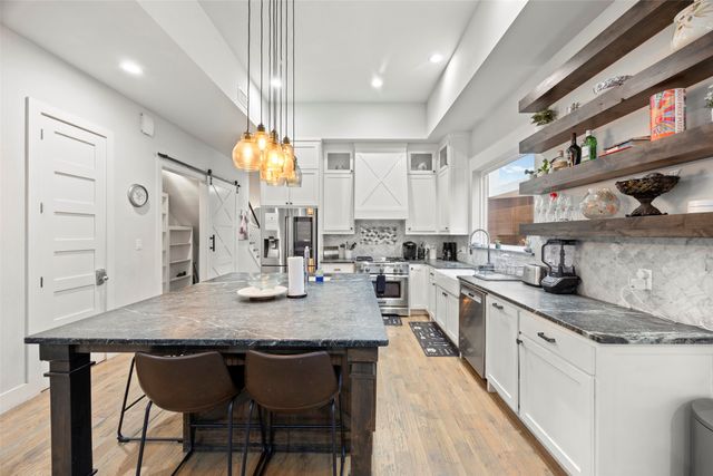 2009 N Prairie Avenue 2009, Dallas, TX 75204