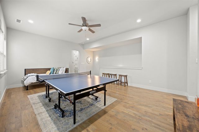 2009 N Prairie Avenue 2009, Dallas, TX 75204