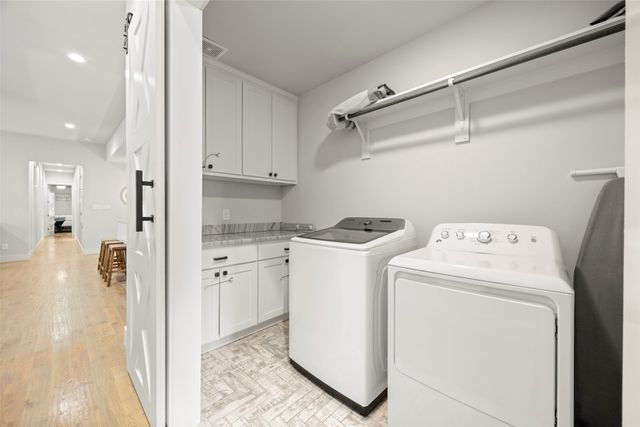 2009 N Prairie Avenue 2009, Dallas, TX 75204