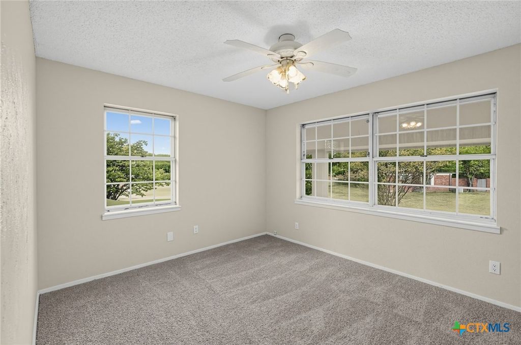 Image 12 of property listing at 606 Ash Street, Copperas Cove, TX 76522