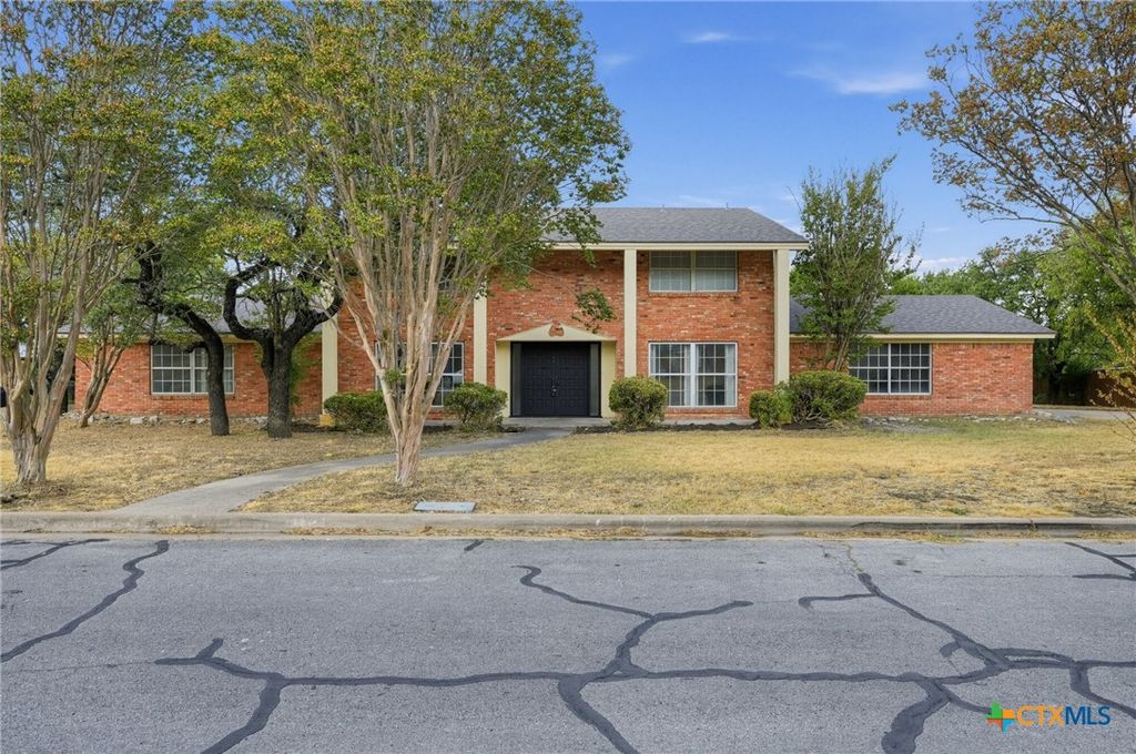Image 2 of property listing at 606 Ash Street, Copperas Cove, TX 76522