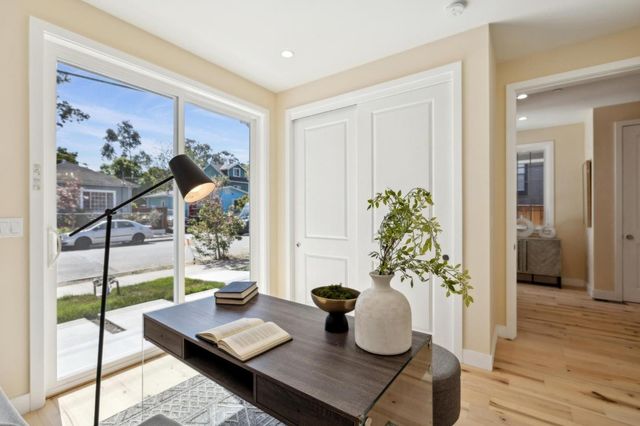 121 S Fremont Street, San Mateo, CA 94401