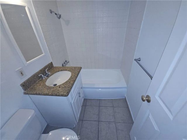 17501 Bullock, Encino, CA 91316