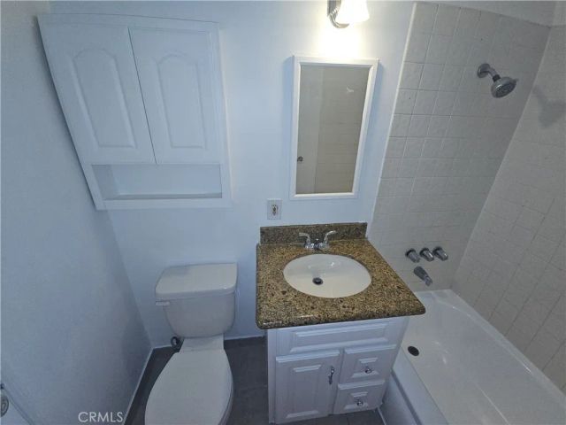 17501 Bullock, Encino, CA 91316