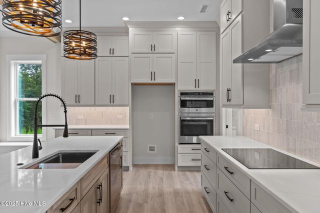 633 Vale Drive, Wilmington, NC 28411