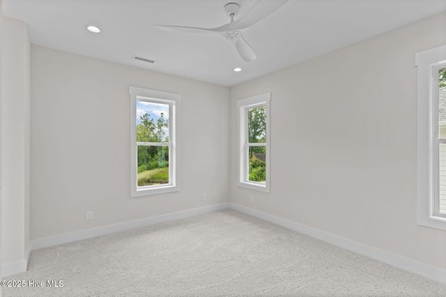 633 Vale Drive, Wilmington, NC 28411