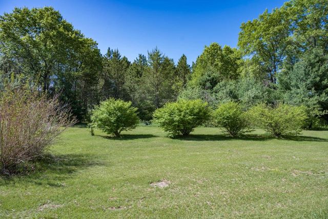 N10094 17th Avenue, Necedah, WI 54646