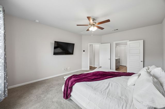 638 Hazeltine Road, Red Oak, TX 75154