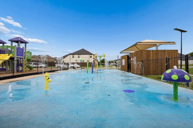 638 Hazeltine Road, Red Oak, TX 75154