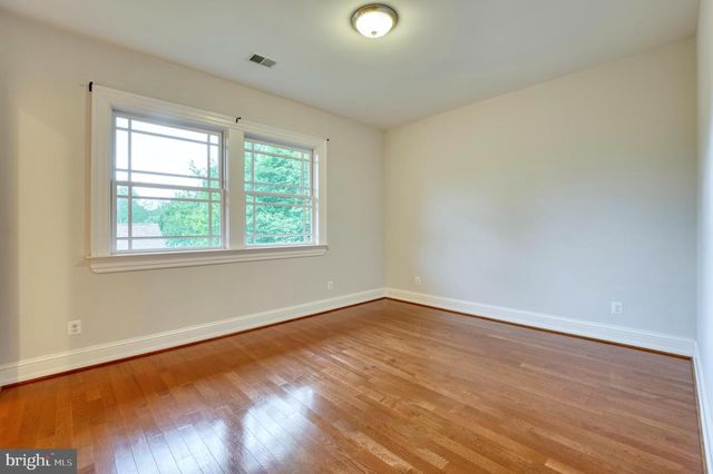 6506 DIVINE ST, Mclean, VA 22101